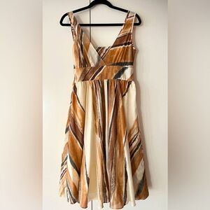 Gorgeous lined dress by Banana Republic, size 6